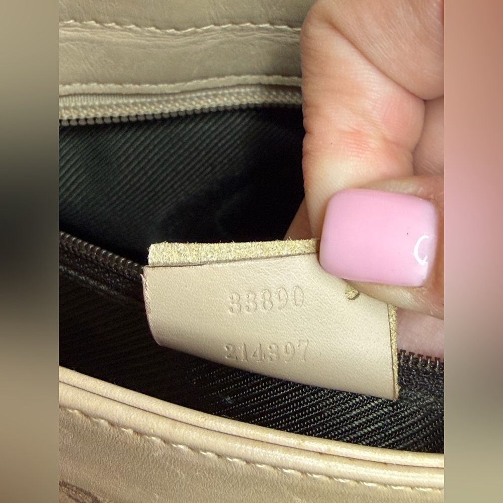 Gucci GG Canvas Tote Bag in Beige Canvas and Leather Trim - Picture 14 of 15